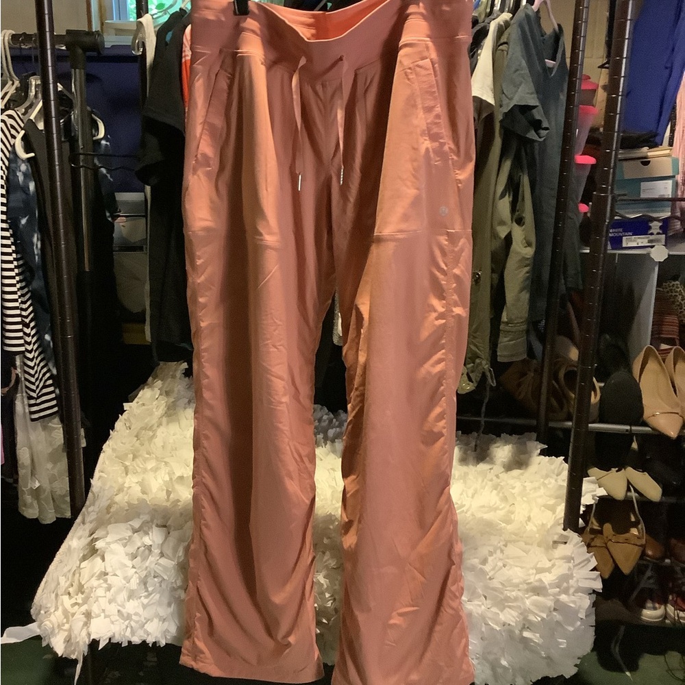 LULULEMON DANCE STUDIO Full length pants.
